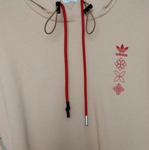 Adidas hoodie size Xs is oversized fit